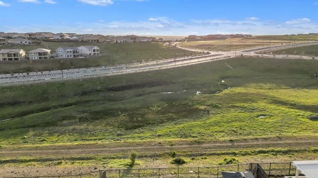 3281 Garden Terrace Dr, Folsom, CA 95630