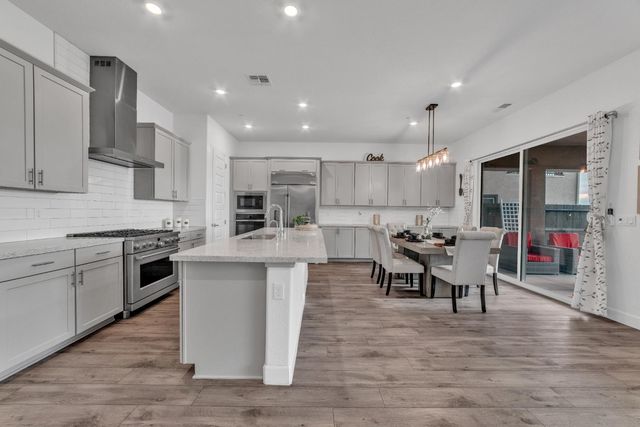 3281 Garden Terrace Dr, Folsom, CA 95630