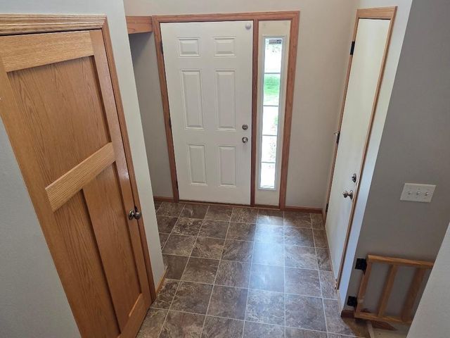4612 Hampshire Avenue N, Crystal, MN 55428