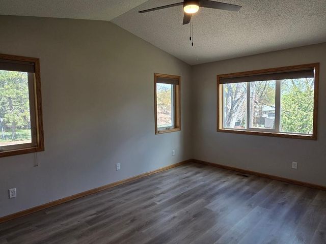 4612 Hampshire Avenue N, Crystal, MN 55428