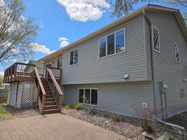 4612 Hampshire Avenue N, Crystal, MN 55428