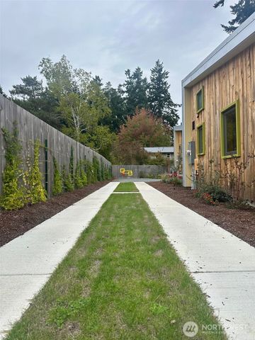 624 A, B & C 2nd Street, Langley, WA 98260