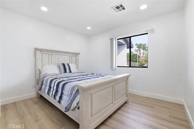 2901 E Via Escuela, Palm Springs, CA 92262