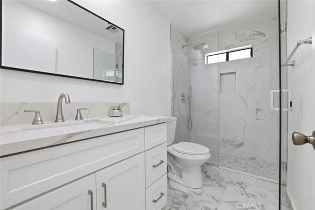 2901 E Via Escuela, Palm Springs, CA 92262