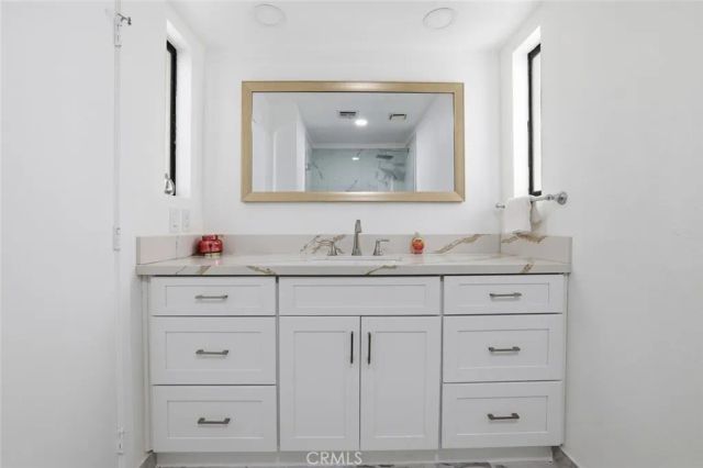 2901 E Via Escuela, Palm Springs, CA 92262