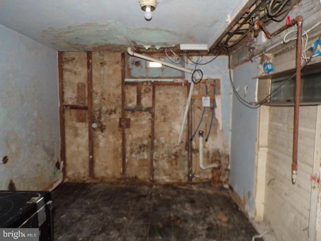 2217-23 GEORGES LN, Philadelphia, PA 19131