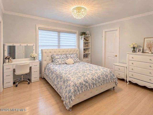43 Frederick Avenue, Howell, NJ 07731