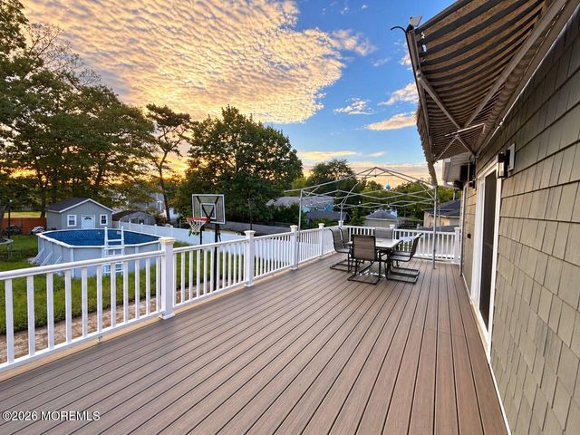 43 Frederick Avenue, Howell, NJ 07731