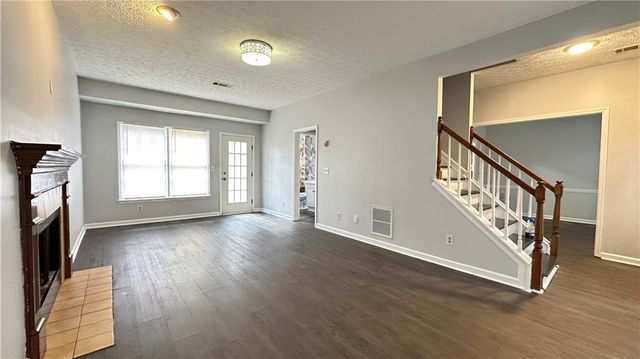 430 Meadowfield Trail, Lawrenceville, GA 30043