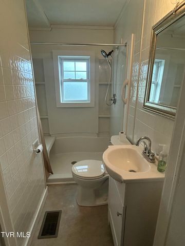 518 Spring Avenue, Wise, VA 24293