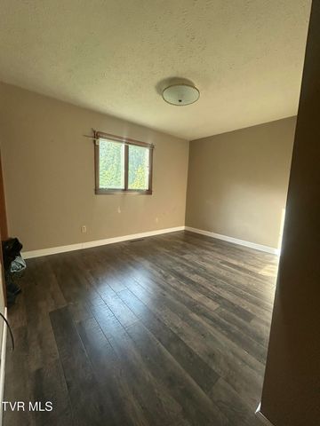 518 Spring Avenue, Wise, VA 24293