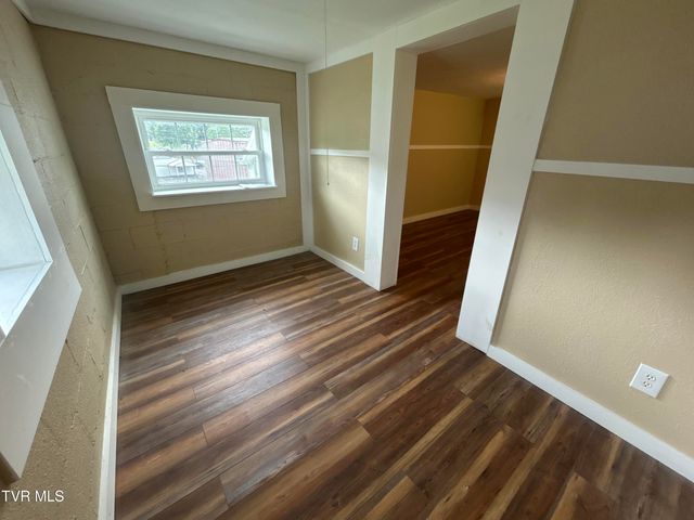 518 Spring Avenue, Wise, VA 24293
