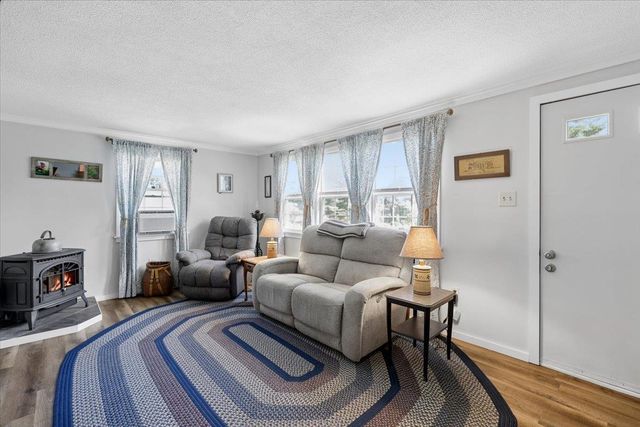 246 Hill Road, Franklin, NH 03235