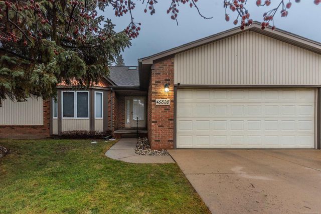 46828 Scotch Pine Lane, Macomb Twp, MI 48042