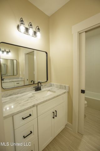 22 Chapel Hill Drive, Holly Springs, MS 38635