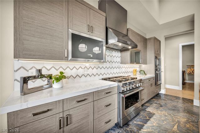 6824 Steel Mist Street, Las Vegas, NV 89148