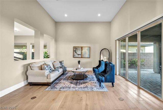 6824 Steel Mist Street, Las Vegas, NV 89148