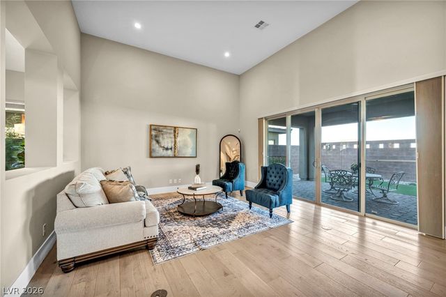 6824 Steel Mist Street, Las Vegas, NV 89148