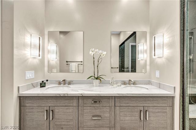 6824 Steel Mist Street, Las Vegas, NV 89148