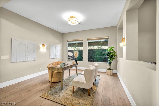 6824 Steel Mist Street, Las Vegas, NV 89148