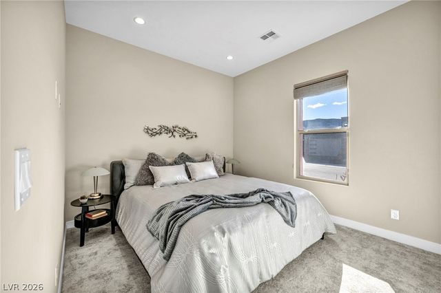 6824 Steel Mist Street, Las Vegas, NV 89148