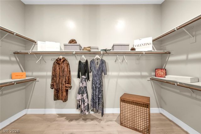 6824 Steel Mist Street, Las Vegas, NV 89148