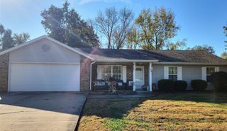 105 KATY CT, New Franklin, MO 65274