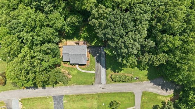1035 Trinity Place Road, Tobaccoville, NC 27050