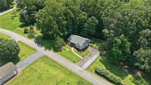 1035 Trinity Place Road, Tobaccoville, NC 27050