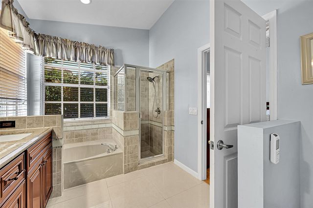 5305 NW 126th Dr, Coral Springs, FL 33076