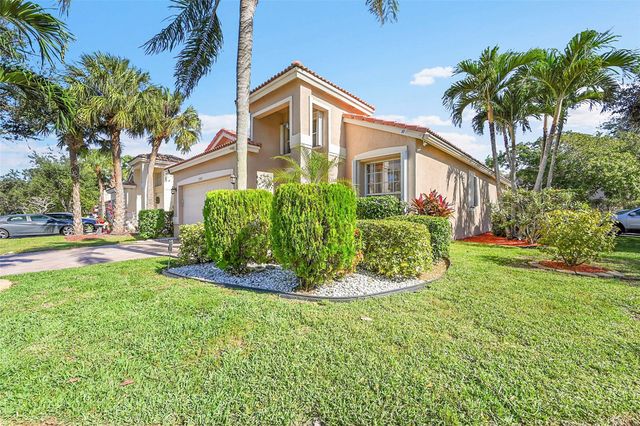 5305 NW 126th Dr, Coral Springs, FL 33076