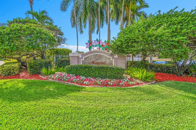 5305 NW 126th Dr, Coral Springs, FL 33076