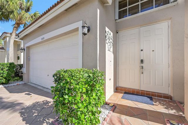 5305 NW 126th Dr, Coral Springs, FL 33076