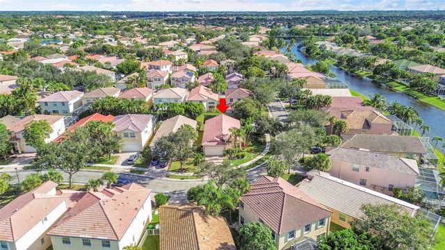 5305 NW 126th Dr, Coral Springs, FL 33076