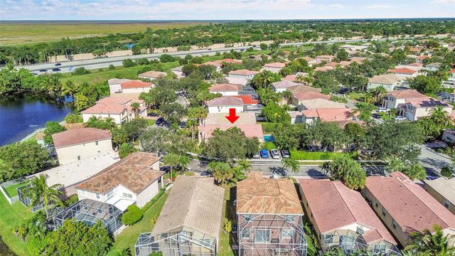 5305 NW 126th Dr, Coral Springs, FL 33076