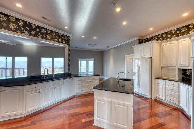 1436 Harris Ridge Drive, Young Harris, GA 30582