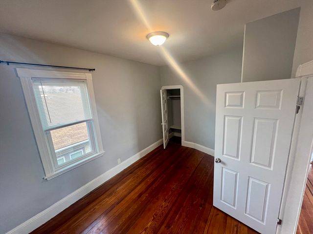 98 Irving 3, Everett, MA 02149