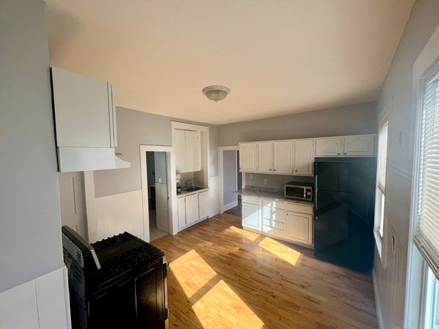 98 Irving 3, Everett, MA 02149