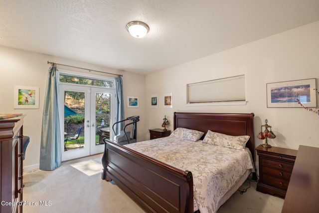 906 N Balcony Dr, Coeur D'alene, ID 83814