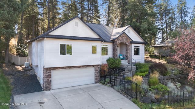 906 N Balcony Dr, Coeur D'alene, ID 83814