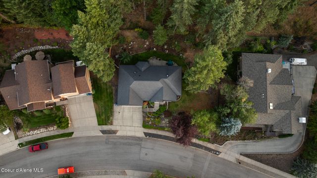 906 N Balcony Dr, Coeur D'alene, ID 83814