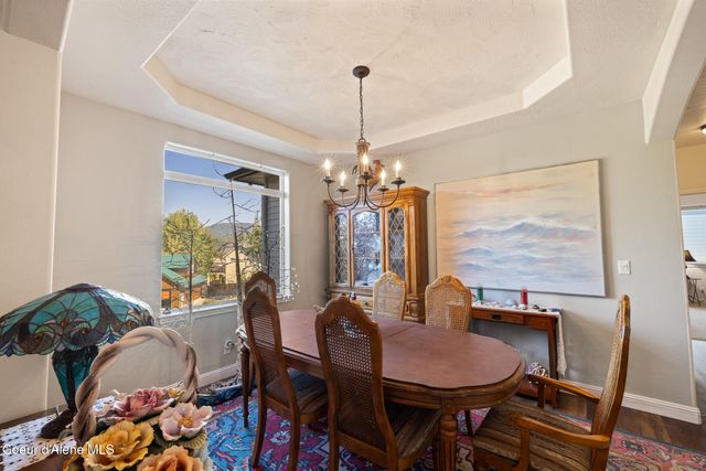 906 N Balcony Dr, Coeur D'alene, ID 83814