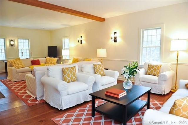 33 Sentry Hill Road, Roxbury, CT 06783