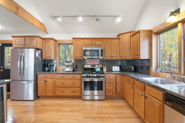 5 White Tail Lane, Dover, VT 05356