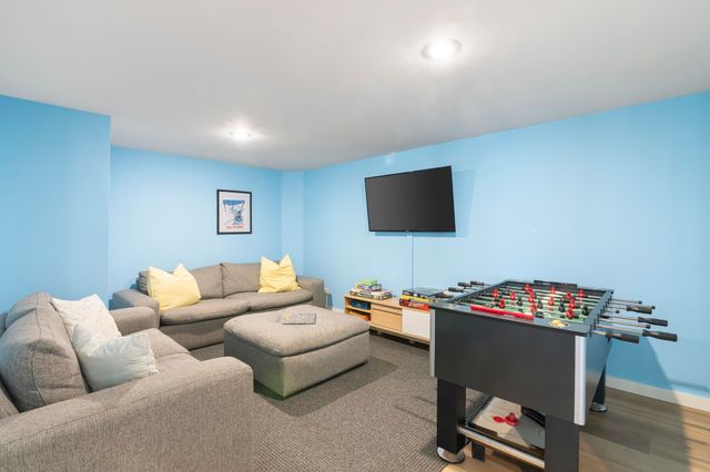 5 White Tail Lane, Dover, VT 05356