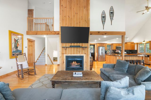 5 White Tail Lane, Dover, VT 05356