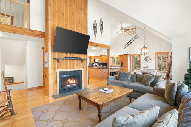 5 White Tail Lane, Dover, VT 05356