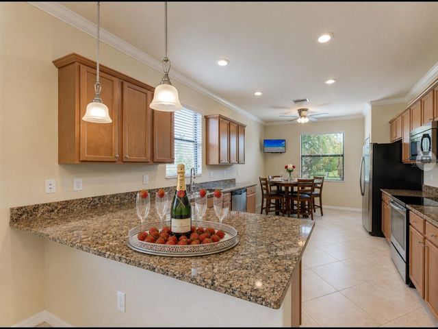165 WANDERING WETLANDS CIRCLE, Bradenton, FL 34212