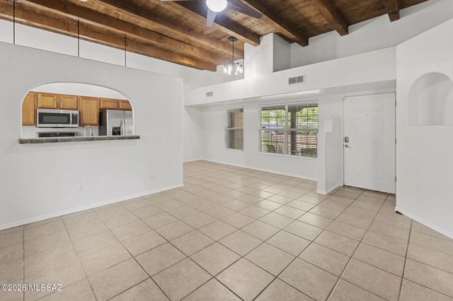 10322 E Shipley Lane, Tucson, AZ 85747