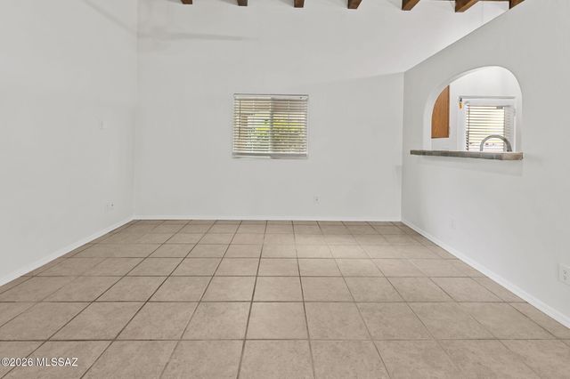 10322 E Shipley Lane, Tucson, AZ 85747